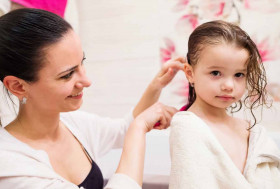 Çocukların saçları ne sıklıkta yıkanmalı?